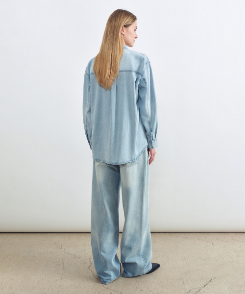 INSILENCE WOMEN（インサイレンスウーマン）の「アイスデニムシャツ ライトブルー（シャツ/ブラウス・レディース・その他・SMALL/MEDIUM）」の4枚目の写真