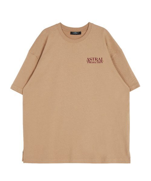 ASTRAL PROJECTION(アストラルプロジェクション)の「シンプルレタリングロゴラウンドネック15番手綿半袖Tシャツ_ベージュ(Tシャツ/カットソー・レディース・その他・MEDIUM/X-LARGE/LARGE)」の2枚目の写真