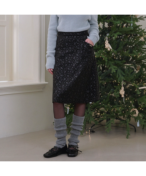 MICANE(ミケーネ)の「ジャキー スエード ミディスカート(スカート・レディース・ブラウン/ブラック・SMALL/X-SMALL/XX-LARGE/X-LARGE/LARGE/MEDIUM)」の1枚目の写真