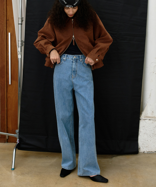 CHRISTINE PROJECT(クリスティンプロジェクト)の「CP TAPERED DENIM PANTS(デニムパンツ・レディース・その他・SMALL/MEDIUM/LARGE)」の2枚目の写真