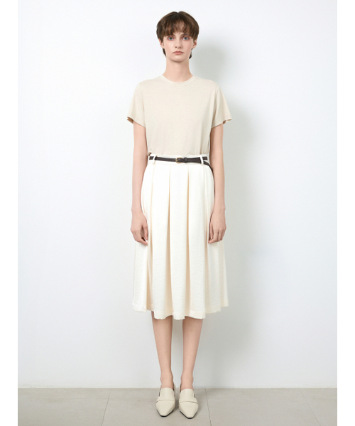 LEAUET（ルエ）の「Belle Cream Pleated Midi Skirt (Belt Set)（スカート・レディース・その他・SMALL/MEDIUM）」の2枚目の写真
