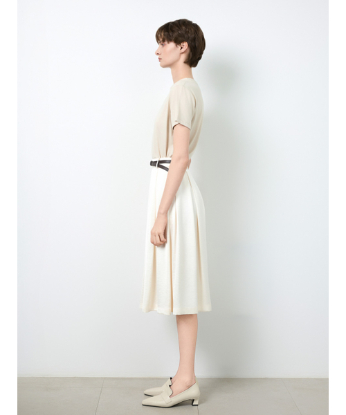 LEAUET（ルエ）の「Belle Cream Pleated Midi Skirt (Belt Set)（スカート・レディース・その他・SMALL/MEDIUM）」の3枚目の写真