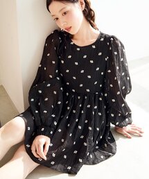 Kastane（カスタネ）の「フラワーステッチミニワンピース（ワンピース）」