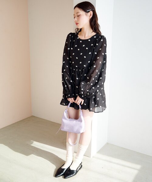 Kastane（カスタネ）の「フラワーステッチミニワンピース（ワンピース・レディース・アイボリー/ブラック・FREE）」の13枚目の写真