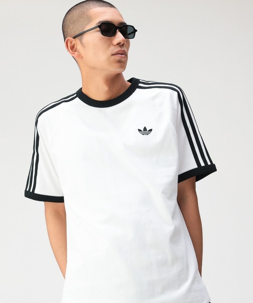 adidas(アディダス)の「adidas / スリーストライプ Tシャツ(Tシャツ/カットソー・メンズ・ブラック/ホワイト・SMALL/X-LARGE/MEDIUM/LARGE/XX-LARGE)」の1枚目の写真