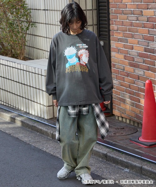 呪術廻戦（ジュジュツカイセン）の「【呪術廻戦】別注 ピグメント加工 オーバーサイズ プリント 長袖 Tシャツ（Tシャツ/カットソー・メンズ・ブラック/ブラック系/ブラウン/ホワイト・M/L）」の13枚目の写真