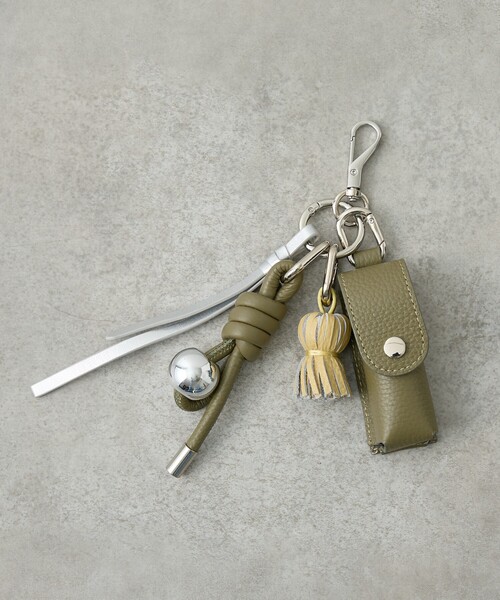 collex（コレックス）の「【別注】リップケース付レザーチャーム（財布・レディース・ボルドー/ブラック/カーキ・フリー）」の2枚目の写真