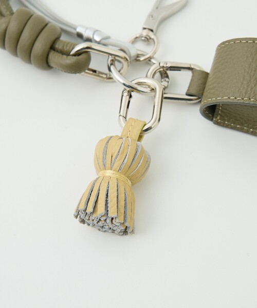 collex（コレックス）の「【別注】リップケース付レザーチャーム（財布・レディース・ボルドー/ブラック/カーキ・フリー）」の19枚目の写真