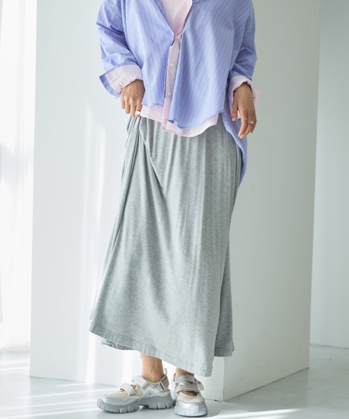 Doux archives（ドゥアルシーヴ）の「カットフレアスカート（スカート・レディース・ブラック/ベージュ/グレー・FREE）」の21枚目の写真