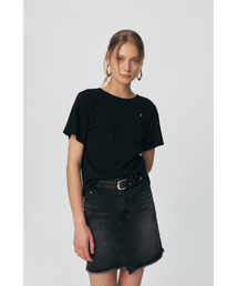 ツイストバックディテールTシャツ、ブラック