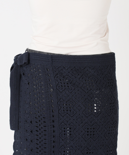 JOURNAL STANDARD relume（ジャーナルスタンダード　レリューム）の「クロシェレースラップスカート（スカート・レディース・ベージュ/ネイビー・FREE）」の14枚目の写真