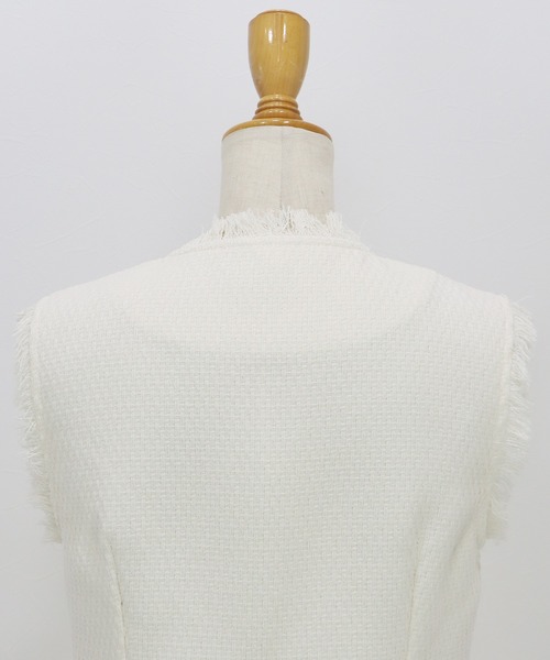 BLUEEAST（ブルーイースト）の「ツイードペプラムフォルムジレ 卒業式 入学式 結婚式 成人式 二次会 同窓会 セレモニー パーティードレス オケージョンドレス お呼ばれ（ベスト・レディース・ブラック/ホワイト・MEDIUM/LARGE）」の10枚目の写真