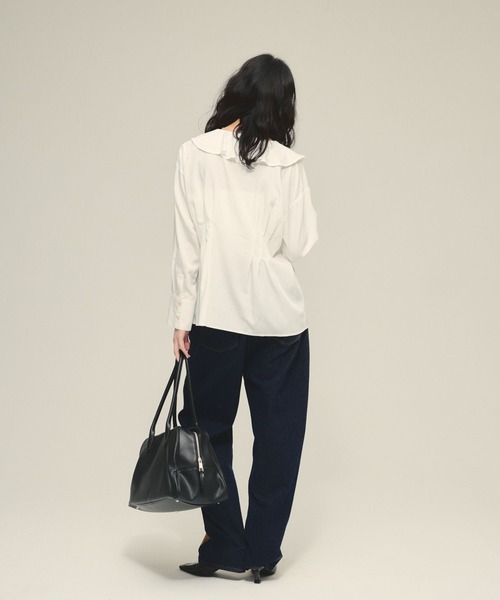 eL（エル）の「【eL】Tuck Frill Collar Shirt/645564（シャツ/ブラウス・レディース・オフホワイト/ブルー・FREE）」の4枚目の写真