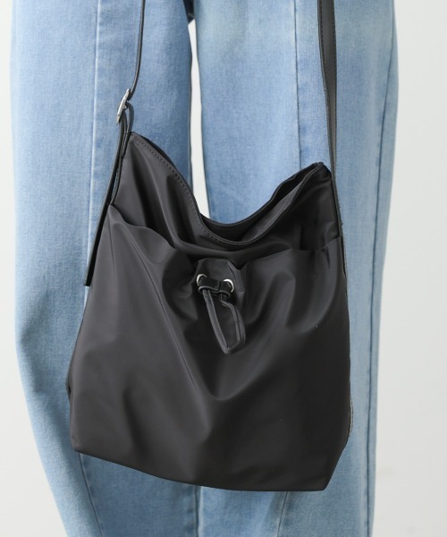 Bab(バブ)の「ワンショルダーバッグ(ショルダーバッグ・レディース・アイボリー/ブラック/ブラウン・ONESIZE)」の8枚目の写真