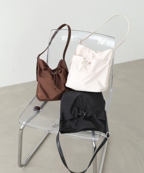 Bab(バブ)の「ワンショルダーバッグ(ショルダーバッグ・レディース・アイボリー/ブラック/ブラウン・ONESIZE)」の18枚目の写真