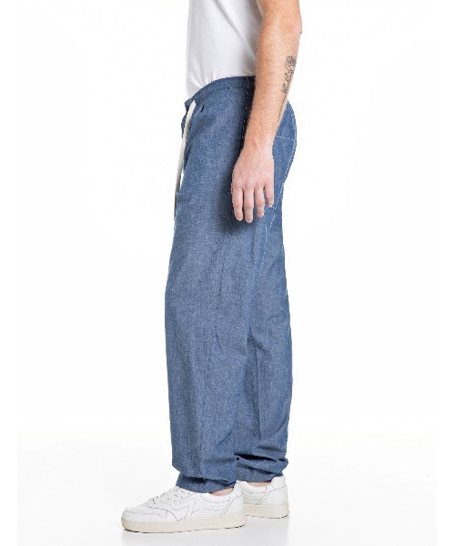 REPLAY(リプレイ)の「シャンブレーテーパードフィットパンツ(セットアップ)(その他パンツ・メンズ・ブルー・W28xL30/W34xL30/W32xL30/W30xL30)」の4枚目の写真