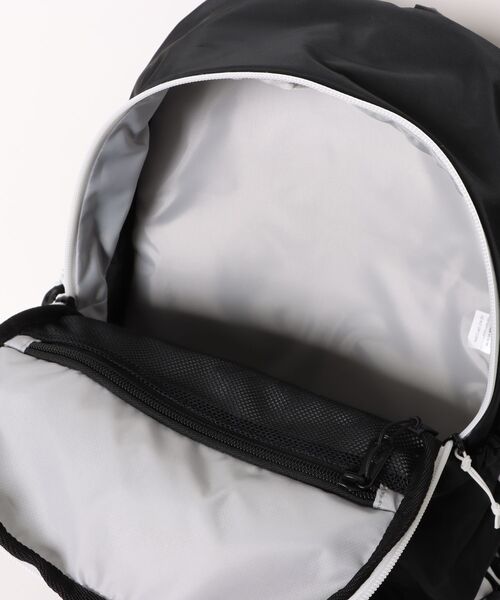 NEW BALANCE（ニューバランス）の「New Balance ニューバランス U アーバンライトミニデイパック バック AC9880DBKW BKW（ボディバッグ/ウエストポーチ・メンズ・ブラック・FREE）」の3枚目の写真