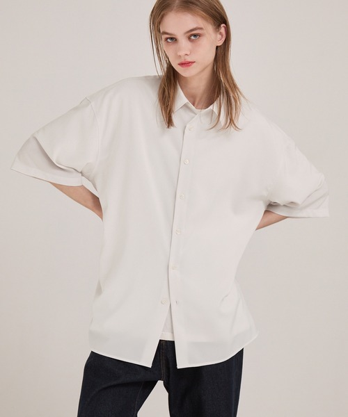 EMMA CLOTHES(エマクローズ)の「多機能素材半袖ベーシックシャツ〈UVカット・速乾・イージーケア・接触冷感〉(シャツ/ブラウス・メンズ・スミクロ/ダークネイビー/ネイビー系/グレー系/ホワイト/ブルー/モカ・S/L/M)」の18枚目の写真