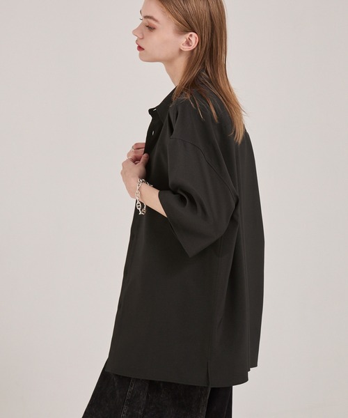 EMMA CLOTHES(エマクローズ)の「多機能素材半袖ベーシックシャツ〈UVカット・速乾・イージーケア・接触冷感〉(シャツ/ブラウス・メンズ・スミクロ/ダークネイビー/ネイビー系/グレー系/ホワイト/ブルー/モカ・S/L/M)」の22枚目の写真