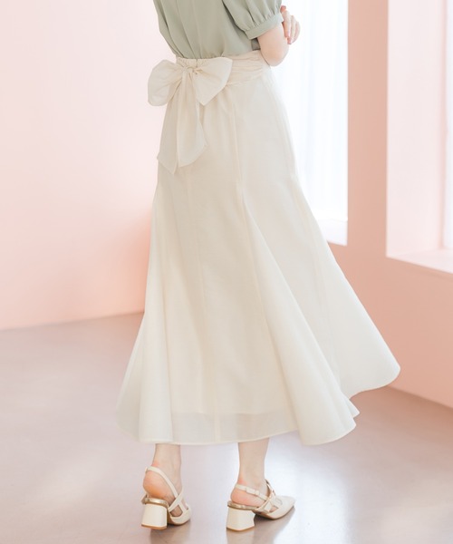 MISCH MASCH（ミッシュマッシュ）の「2026春夏新作 シアーボイルカラースカート（スカート・レディース・グリーン/オレンジ/アイボリー・M/S）」の2枚目の写真