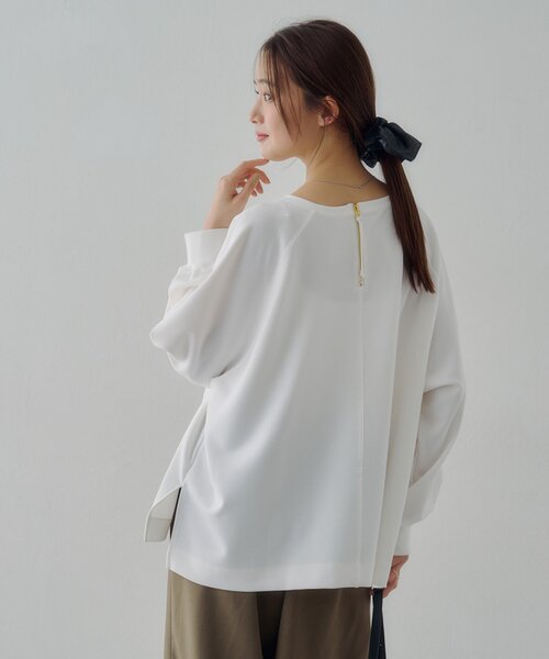 DISCOAT(ディスコート)の「【Noka】ジップ使いドルマンプルオーバー(Tシャツ/カットソー・レディース・オフホワイト/ブラック・FREE)」の12枚目の写真