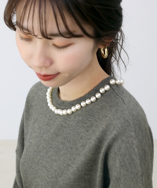Aletta vita(アレッタビータ)の「アンチピリング襟パールニットプルオーバー(ニット/セーター・レディース・ベージュ/ネイビー/グレー・M)」の5枚目の写真
