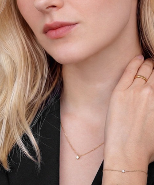 Daniel Wellington(ダニエルウェリントン)の「Mirelle Solitaire Necklace ローズゴールド/ゴールド/シルバー(ネックレス・レディース・ピンクゴールド/シルバー/イエローゴールド・ONE SIZE)」の3枚目の写真
