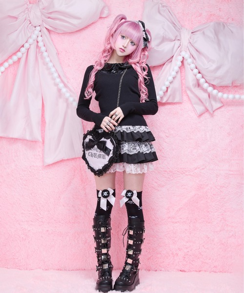 AVENCHUMU(アバンチュウム)の「Satin blouse ribbon jewele knit tops(ニット/セーター・レディース・ブラック×ピンク/ピンク/ブラック・FREE)」の21枚目の写真