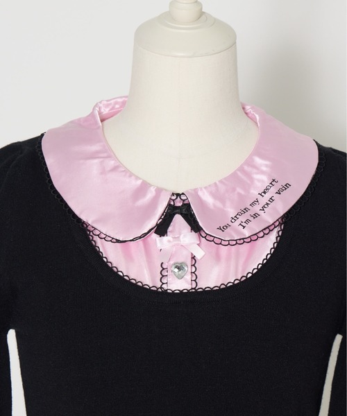 AVENCHUMU(アバンチュウム)の「Satin blouse ribbon jewele knit tops(ニット/セーター・レディース・ブラック×ピンク/ピンク/ブラック・FREE)」の9枚目の写真