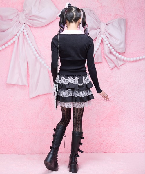 AVENCHUMU(アバンチュウム)の「Satin blouse ribbon jewele knit tops(ニット/セーター・レディース・ブラック×ピンク/ピンク/ブラック・FREE)」の5枚目の写真