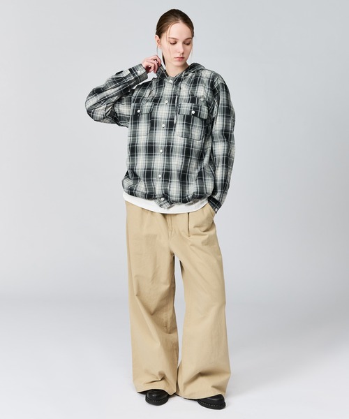 WETTEMPT(ウィテンプト)の「OMBRE CHECK SHIRT HOODIE / オンブレチェックシャツフーディ(シャツ/ブラウス・メンズ・ブラック/ベージュ・SMALL/MEDIUM/LARGE)」の11枚目の写真