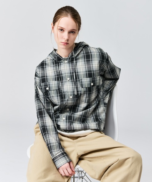 WETTEMPT(ウィテンプト)の「OMBRE CHECK SHIRT HOODIE / オンブレチェックシャツフーディ(シャツ/ブラウス・メンズ・ブラック/ベージュ・SMALL/MEDIUM/LARGE)」の17枚目の写真
