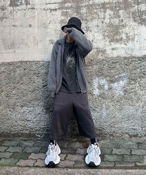 IDWS(アイドンワナセル)の「Swift Symbol High Neck Knit Zip Up Gray(カーディガン/ボレロ・レディース・その他・0)」の12枚目の写真