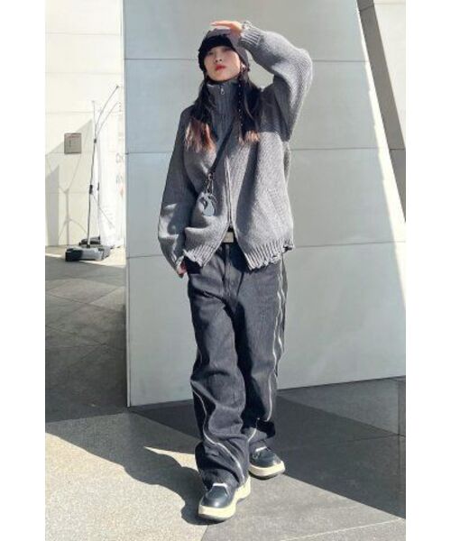 IDWS(アイドンワナセル)の「Swift Symbol High Neck Knit Zip Up Gray(カーディガン/ボレロ・レディース・その他・0)」の3枚目の写真