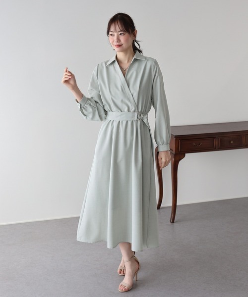 BLUEEAST(ブルーイースト)の「カシュクールシャツワンピース(ワンピース・レディース・モカ/ネイビー/ミント・MEDIUM)」の4枚目の写真