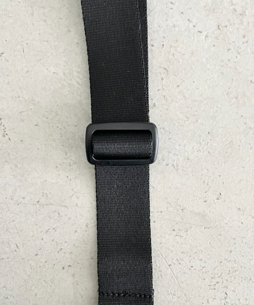 THE NORTH FACE(ザノースフェイス)の「【国内未発売】 THE NORTH FACE(ザ・ノースフェイス)/軽量 スクエア ショルダーバッグ スタンダード クロスバッグ ロゴプリント/STANDARD CROSS BAG(ショルダーバッグ・レディース・ブラック/ホワイト/グレー・FREE)」の7枚目の写真