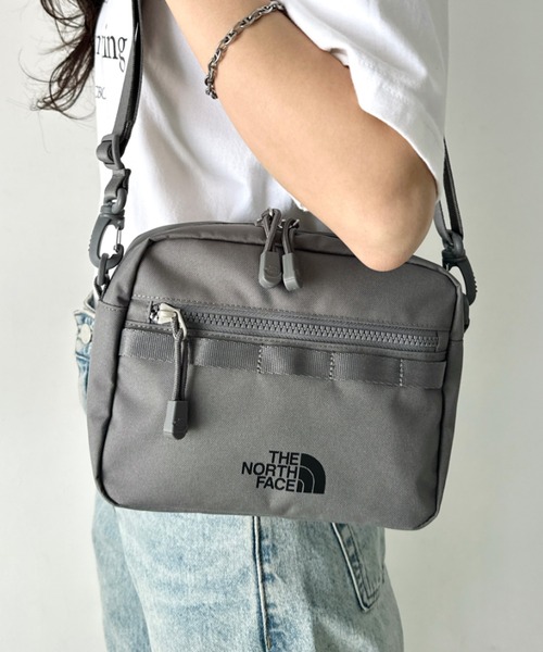 THE NORTH FACE(ザノースフェイス)の「【国内未発売】 THE NORTH FACE(ザ・ノースフェイス)/軽量 スクエア ショルダーバッグ スタンダード クロスバッグ ロゴプリント/STANDARD CROSS BAG(ショルダーバッグ・レディース・ブラック/ホワイト/グレー・FREE)」の10枚目の写真