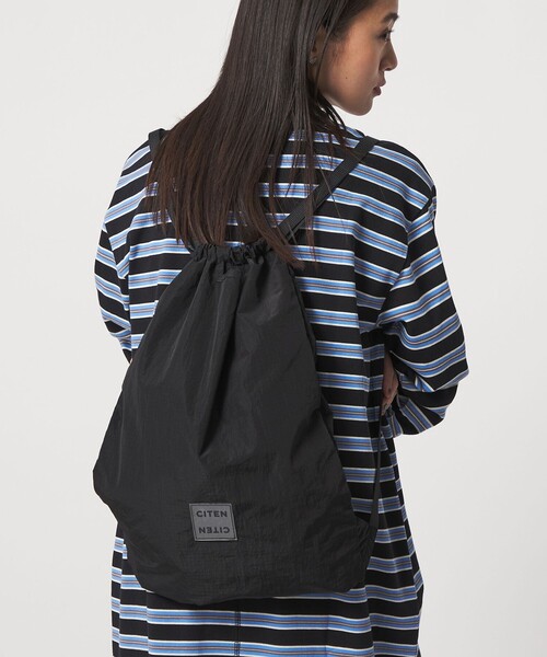 CITEN（シテン）の「＜CITEN＞パッカブルナップサック（バックパック/リュック・レディース・ブラック/ライトブルー/ケリーグリーン・FREE）」の4枚目の写真