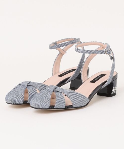 JILL STUART(ジルスチュアート)の「アンクルストラップサンダル(サンダル・レディース・ブラック/ゴールド/ライトブルー・24.0cm/23.5cm/23.0cm/22.5cm/24.5cm)」の2枚目の写真