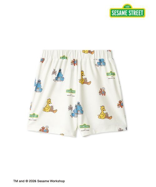gelato pique（ジェラートピケ）の「【SESAME STREET】【KIDS】総柄ショートパンツ（ルームウェア/パジャマ・キッズ・オフホワイト・90/100/110/120）」の7枚目の写真