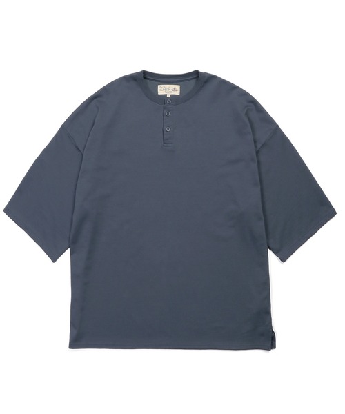 The DUFFER of ST.GEORGE(ザダファーオブセントジョージ)の「COOLMAX 2LAYERS OVER SIZE HENLEY TEE:2層構造 吸水速乾クールマックス オーバーサイズ リラックス ヘンリーTシャツ(Tシャツ/カットソー・メンズ・ホワイト/ブラウン/ライトグレー/ブラック/ブルーグレー・X-LARGE/LARGE/MEDIUM/SMALL/XX-LARGE)」の21枚目の写真