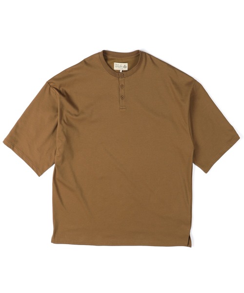 The DUFFER of ST.GEORGE(ザダファーオブセントジョージ)の「COOLMAX 2LAYERS OVER SIZE HENLEY TEE:2層構造 吸水速乾クールマックス オーバーサイズ リラックス ヘンリーTシャツ(Tシャツ/カットソー・メンズ・ホワイト/ブラウン/ライトグレー/ブラック/ブルーグレー・X-LARGE/LARGE/MEDIUM/SMALL/XX-LARGE)」の22枚目の写真