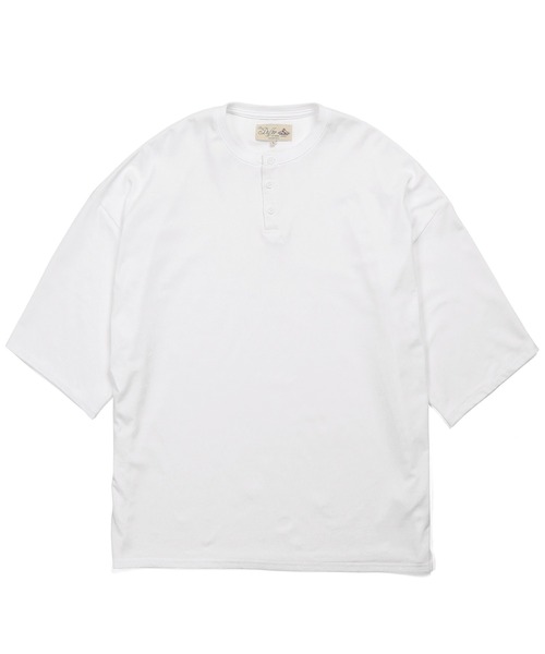 The DUFFER of ST.GEORGE(ザダファーオブセントジョージ)の「COOLMAX 2LAYERS OVER SIZE HENLEY TEE:2層構造 吸水速乾クールマックス オーバーサイズ リラックス ヘンリーTシャツ(Tシャツ/カットソー・メンズ・ホワイト/ブラウン/ライトグレー/ブラック/ブルーグレー・X-LARGE/LARGE/MEDIUM/SMALL/XX-LARGE)」の18枚目の写真