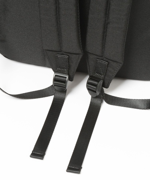 GLOBAL WORK（グローバルワーク）の「撥水デイパック/660213（バックパック/リュック・メンズ・ブラック/ネイビー/ダークブラウン/グリーン・ONE SIZE）」の6枚目の写真