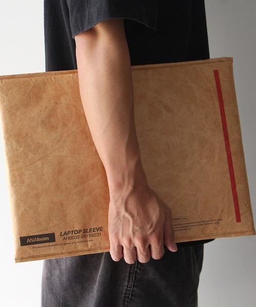 HIGHTIDE(ハイタイド)の「ANAheim アナハイム Laptop Sleeve 16inch ラップトップスリーブ 16インチ パソコンケース PC(PC・タブレットケース・レディース・キャメル/グレー/ブラック・FREE)」の9枚目の写真
