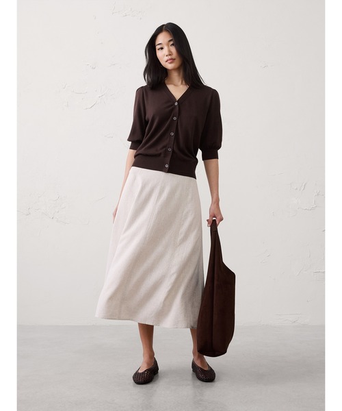 BANANA REPUBLIC FACTORY STORE(バナナリパブリック ファクトリーストア)の「BANANA REPUBLIC FACTORY STORE 日本限定 パフスリーブ Vネック カーディガン(カーディガン/ボレロ・レディース・ネイビー/ホワイト/ブラック/ブルー系その他/ブラウン/レッド・XS/L/S/M)」の7枚目の写真