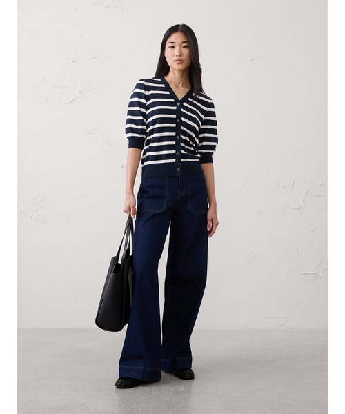 BANANA REPUBLIC FACTORY STORE(バナナリパブリック ファクトリーストア)の「BANANA REPUBLIC FACTORY STORE 日本限定 パフスリーブ Vネック カーディガン(カーディガン/ボレロ・レディース・ネイビー/ホワイト/ブラック/ブルー系その他/ブラウン/レッド・XS/L/S/M)」の9枚目の写真