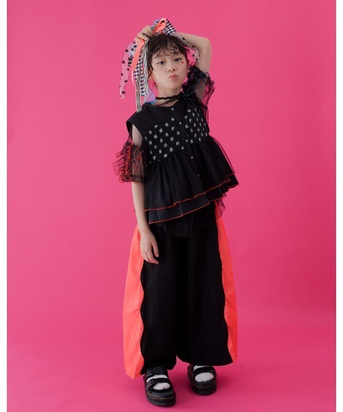 unica(ユニカ)の「チュールカラーメロウフリルブラウス(シャツ/ブラウス・キッズ・オフホワイト/グリーン/ブラック・XL/L)」の17枚目の写真