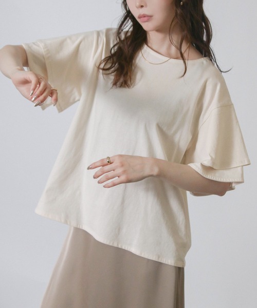 NYLAUS(ナイラス)の「【SG】袖フリル オーバーサイズTシャツ 半袖Tシャツ(Tシャツ/カットソー・レディース・ベージュ/ブラック/アイボリー・M)」の4枚目の写真