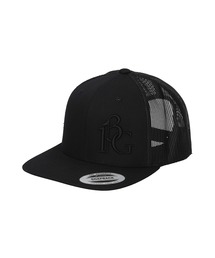 1PIU1UGUALE3 GOLF（ウノピゥウノウグァーレトレゴルフ）の「113 GOLF TRUCKER CAP 113G LOGO（キャップ）」